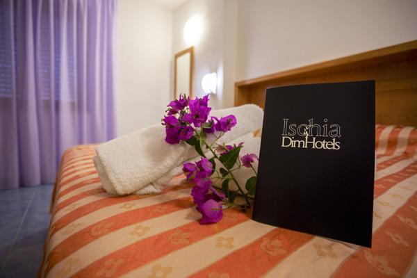 Hotel Terme Tirrenia Иския Екстериор снимка