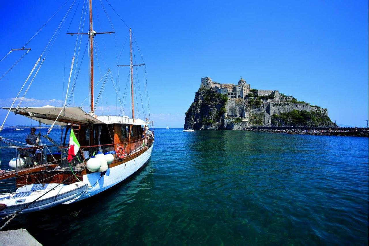 Hotel Terme Tirrenia Иския Екстериор снимка
